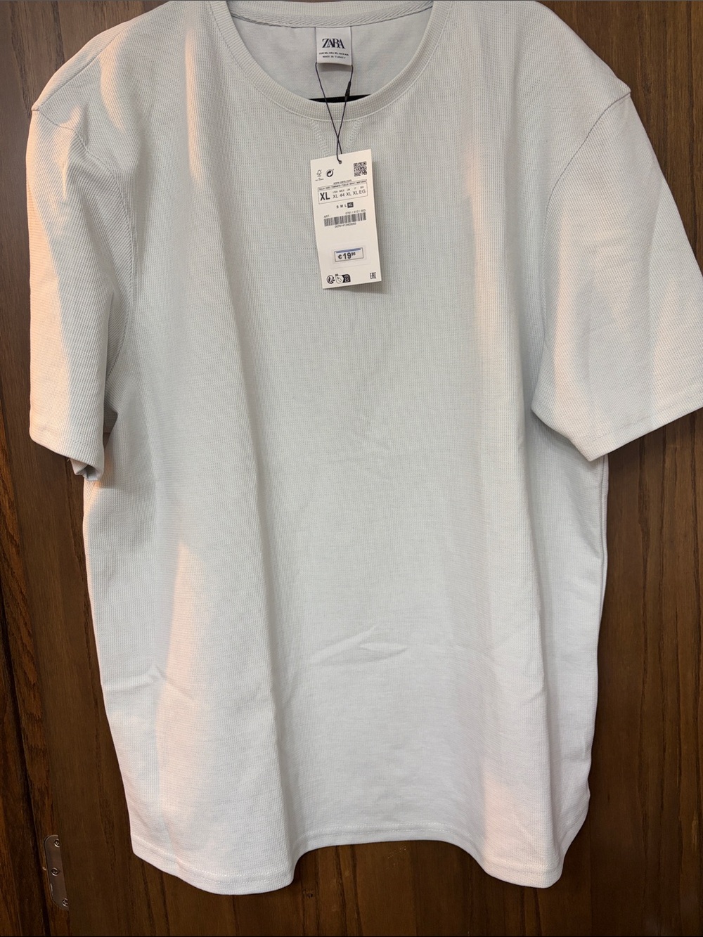 Zara Men’s Pale Gray Short Sleeve Crew Neck T-Shirt
